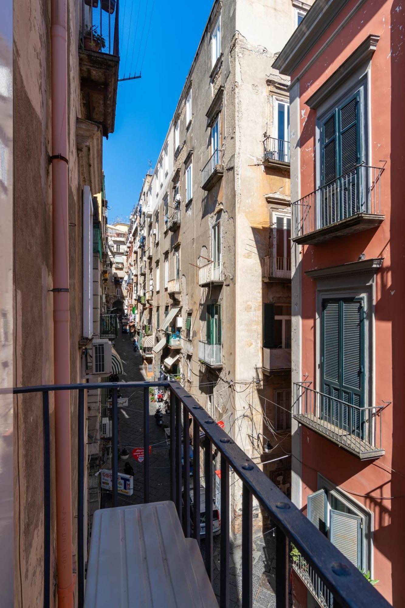 Napoli Visit Home Exterior photo